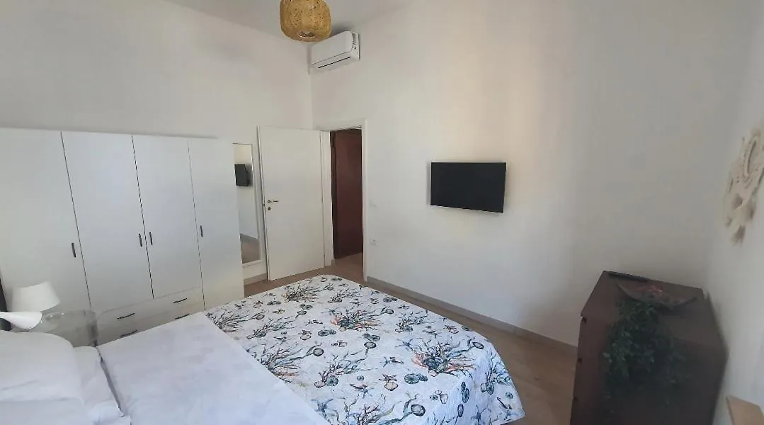 Appartamento Casa Dante Piombino 0*,  Italia